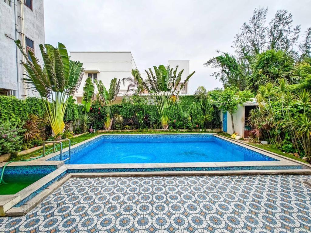 Royal Experiences Buddha Sea View Villa, Mutukadu Ecr Apartment *