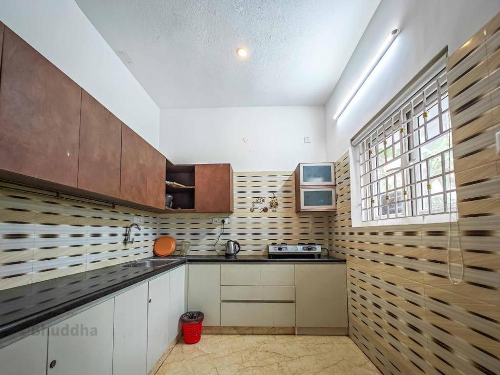 Apartment Royal Experiences Buddha Sea View Villa, Mutukadu Ecr *